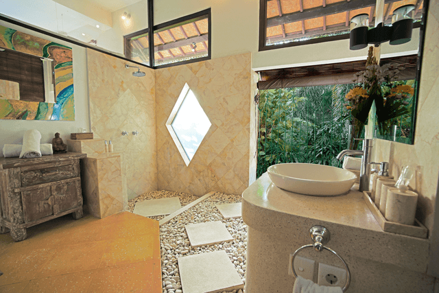 The Sriwijaya - Superior Poolside Suite - Detail 2